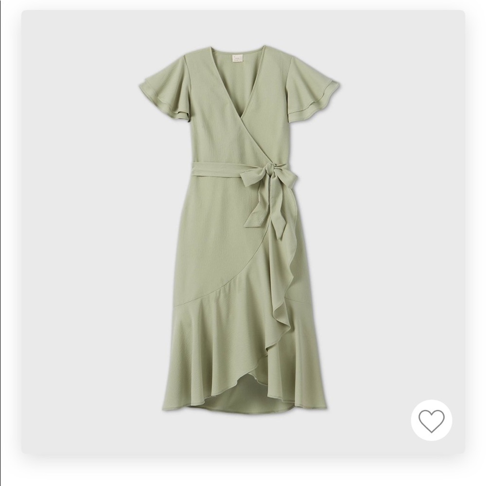 Flutter short sleeve wrap dress